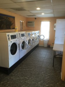 6 Speed Queen Front Loading Washing Machines